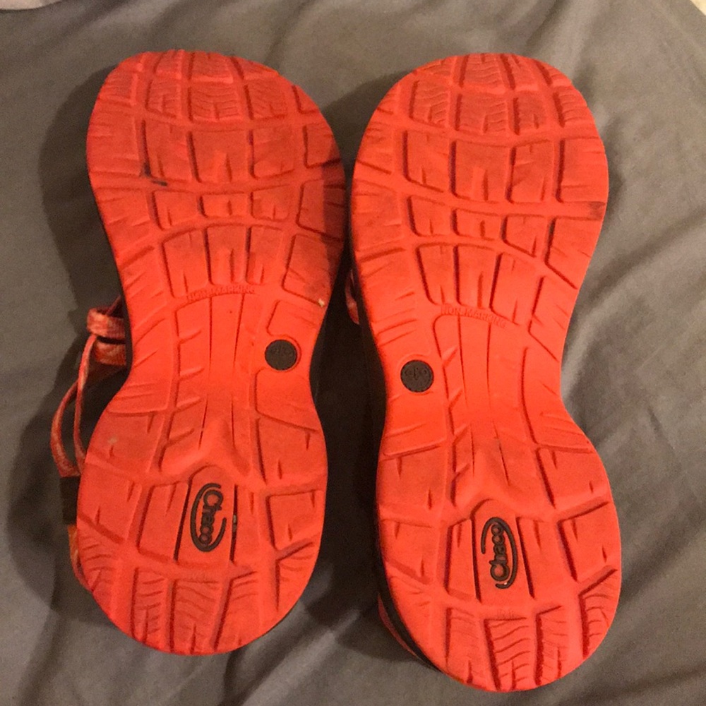 Chacos! - Picture 3 of 7
